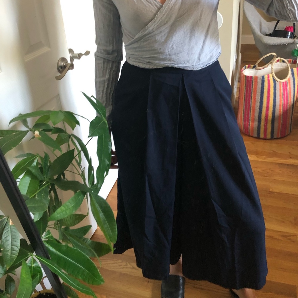 Navy culottes. Style mafia